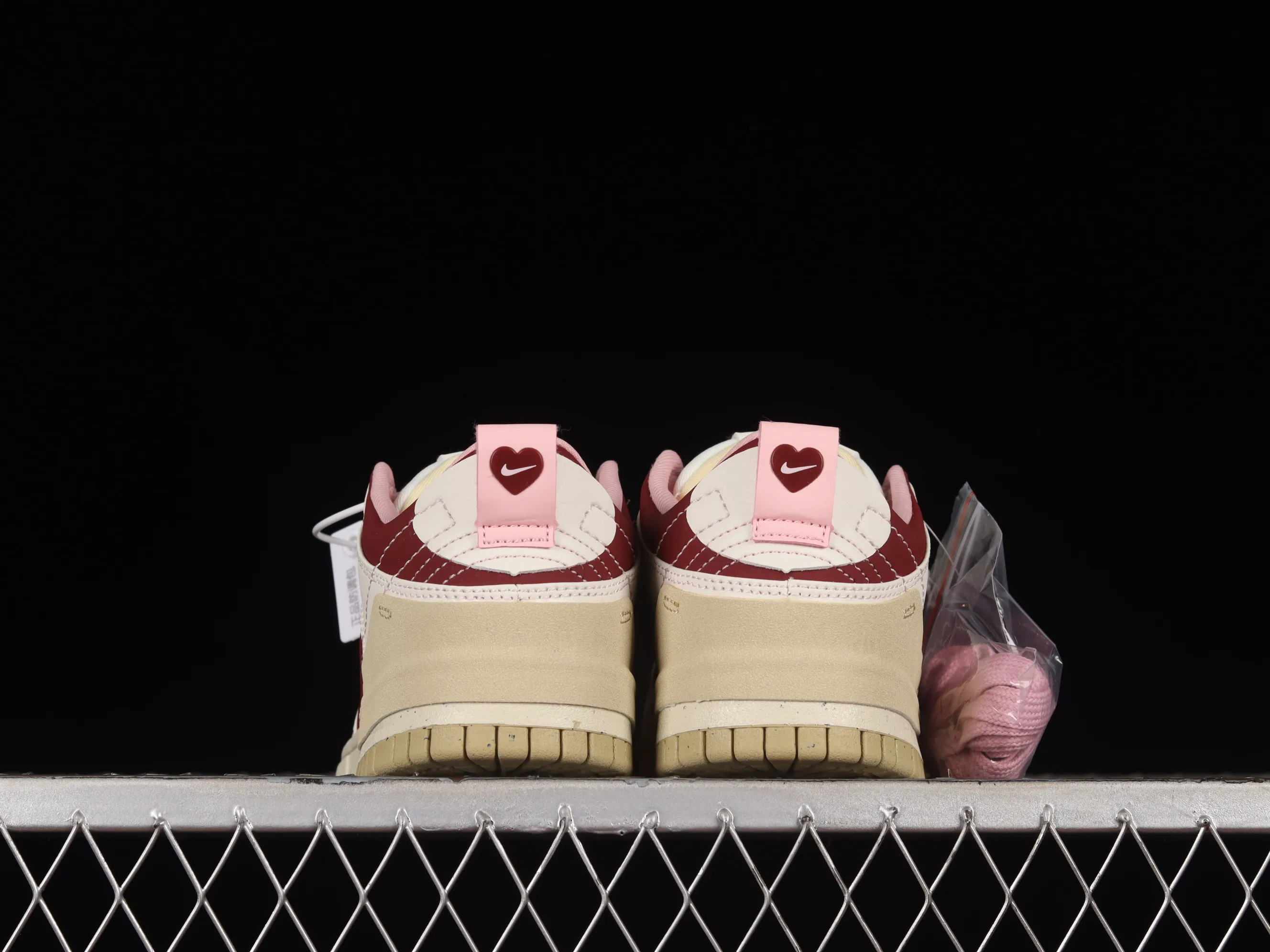 All categories Nk SB Dunk series Nk SB Dunk Low low-top sneakers Nk Dunk Low Disrupt 2 "Desert Bronze" Valentine's Day Destruction 2 series new deconstructed style lightweight dunk low-top casual sports skateboard shoes FD4617-667